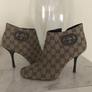 Gucci brown Monogram boots